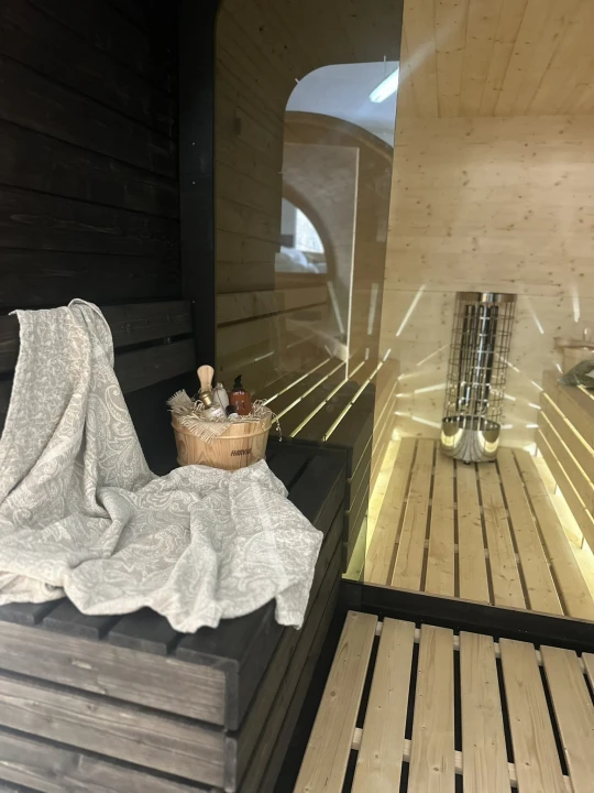 Sauna Zubehörset – Holzkübel, Kelle, Handtuch, All Inclusive Ausstattung.