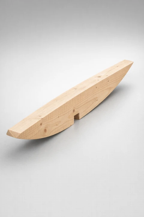 Gebogene Unterkonstruktion für Fasssauna aus Holz – stabile Basis für Saunaboden und Terrassenboden.png